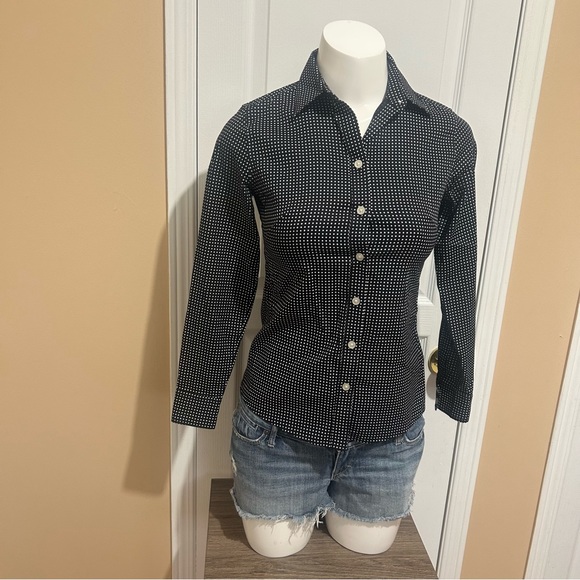 BANANA REPUBLIC POLKA DOT WOMEN DRESS SHIRT BLACK AND WHITE IN SIZE 0 - Picture 1 of 7